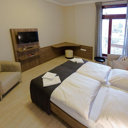 Penzion Apartmany Resident Poděbrady Buitenkant foto