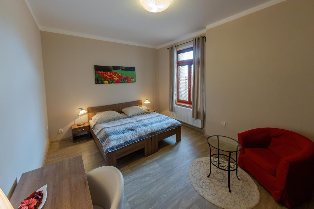 Penzion Apartmany Resident Poděbrady Buitenkant foto