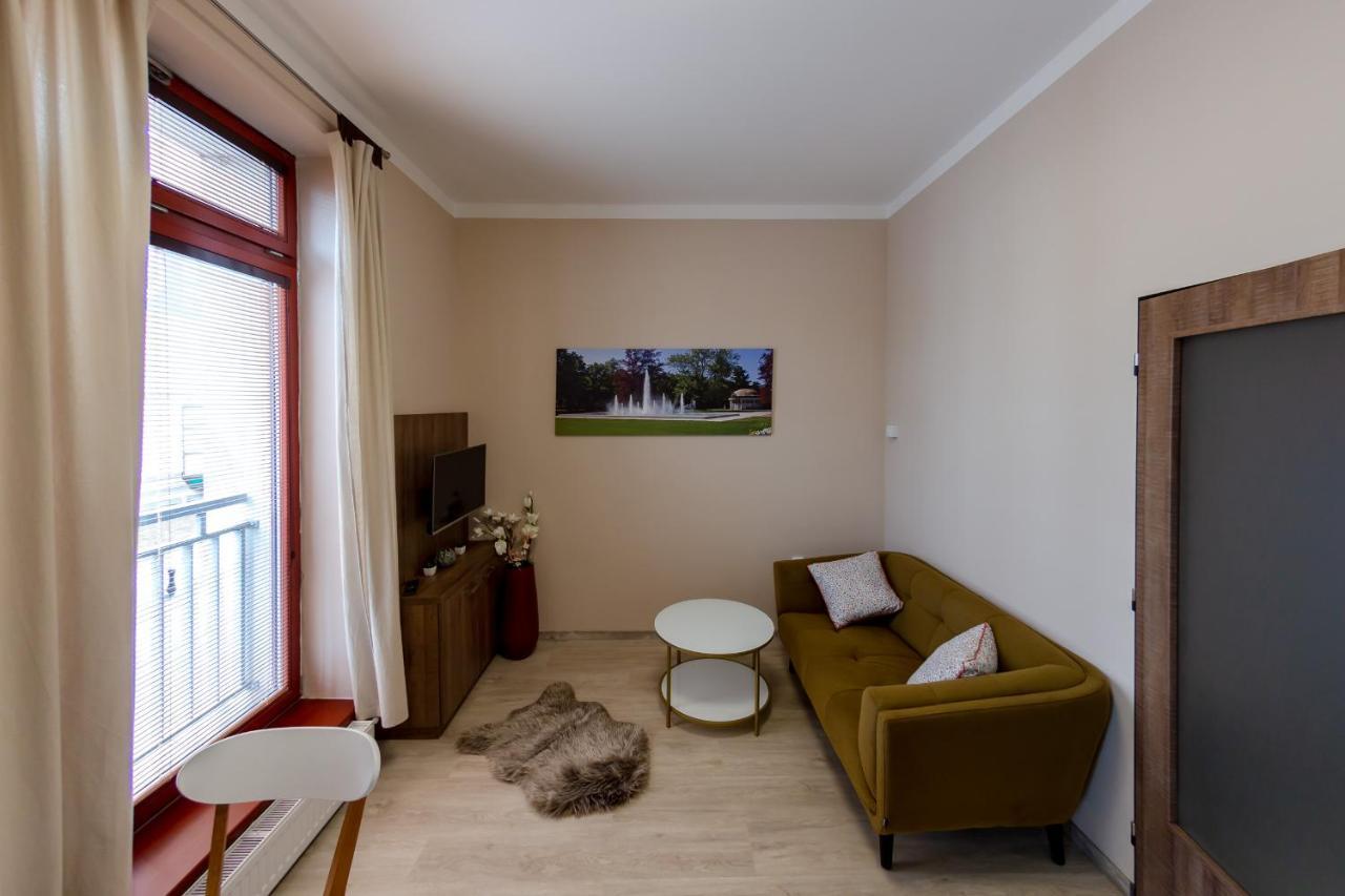 Penzion Apartmany Resident Poděbrady Buitenkant foto