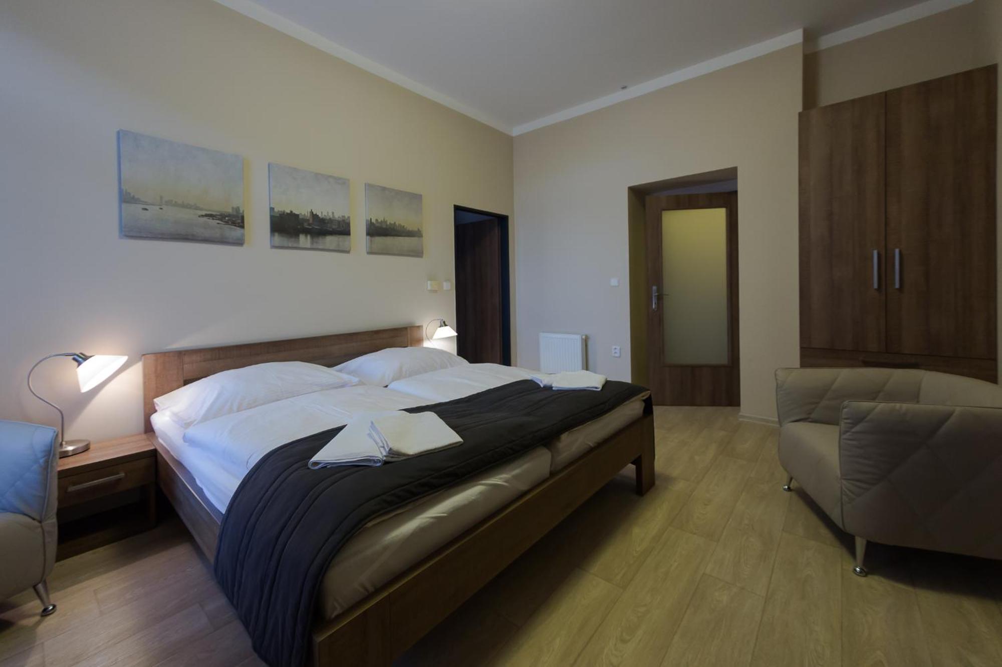 Penzion Apartmany Resident Poděbrady Buitenkant foto