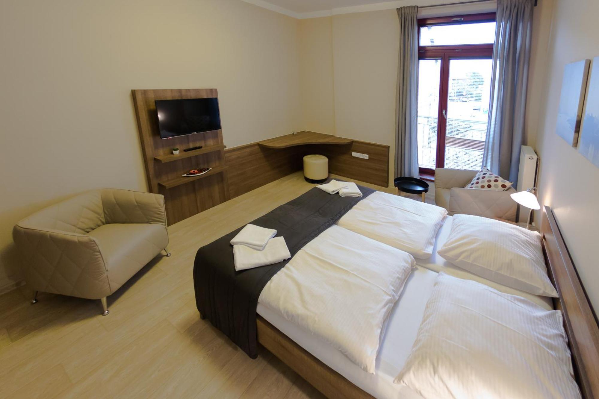 Penzion Apartmany Resident Poděbrady Buitenkant foto