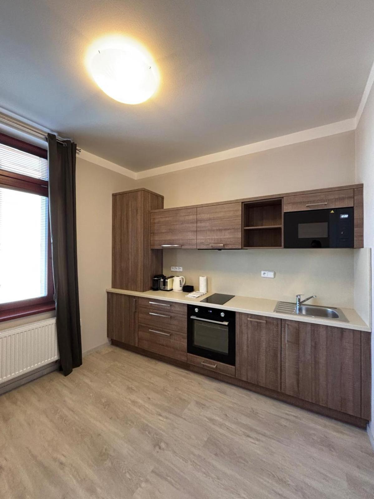 Penzion Apartmany Resident Poděbrady Buitenkant foto
