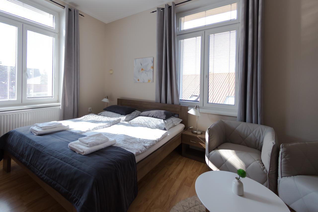 Penzion Apartmany Resident Poděbrady Buitenkant foto