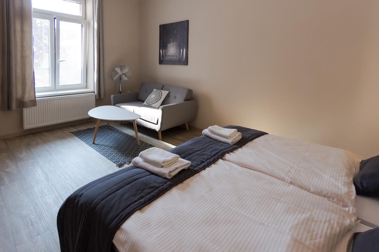 Penzion Apartmany Resident Poděbrady Buitenkant foto