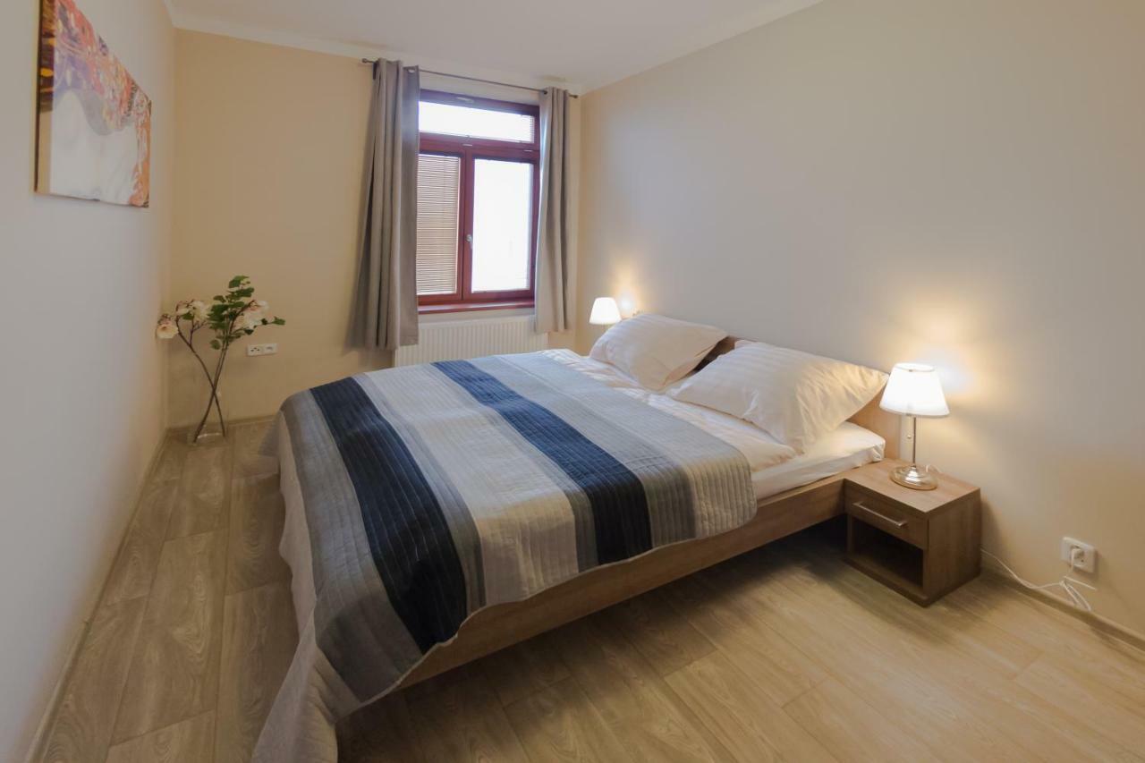 Penzion Apartmany Resident Poděbrady Buitenkant foto