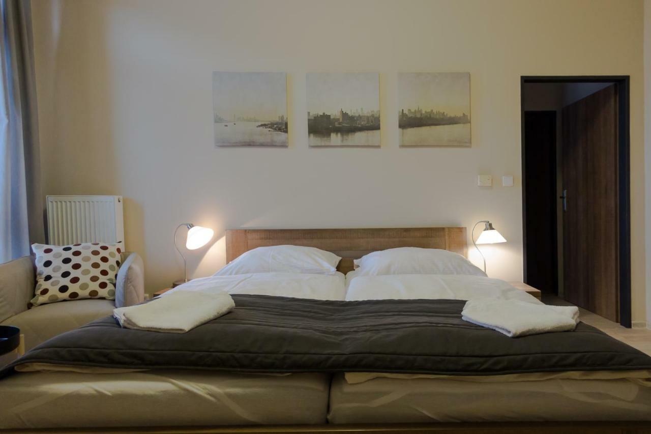 Penzion Apartmany Resident Poděbrady Buitenkant foto